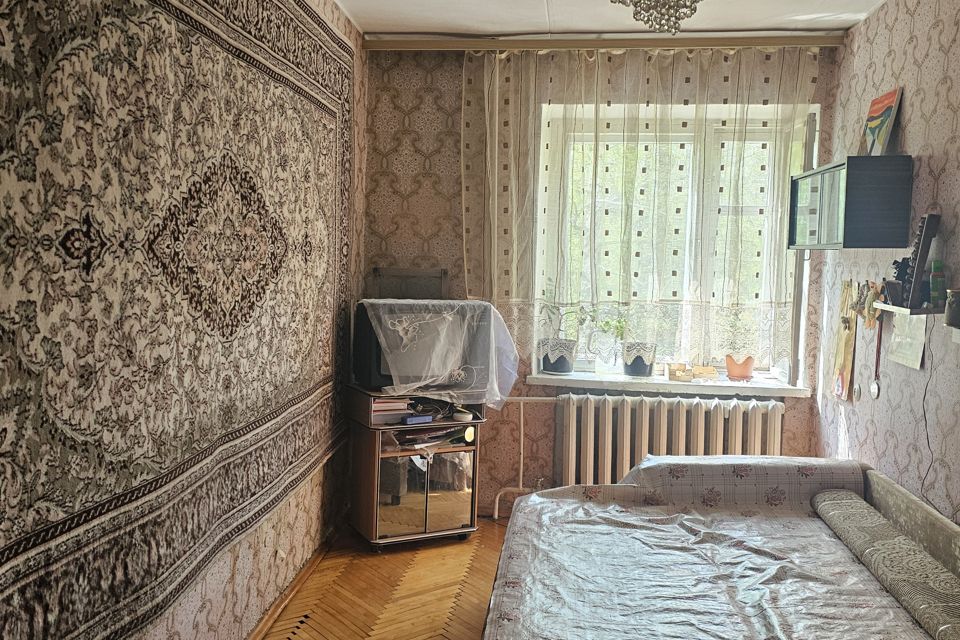 Продаётся 3-комнатная квартира, 58.3 м²