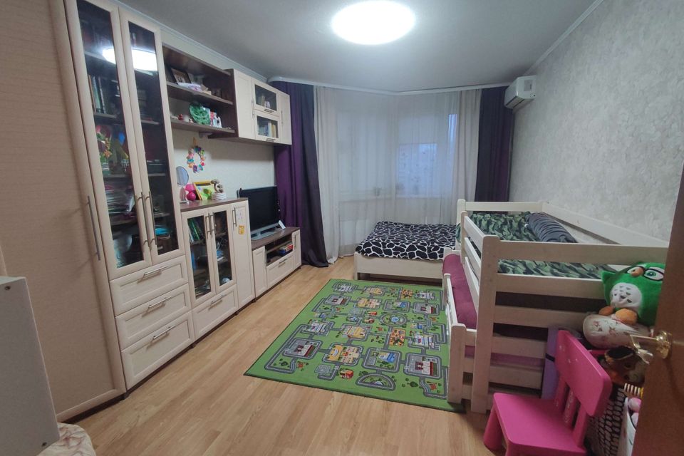 Продаётся 1-комнатная квартира, 41.5 м²