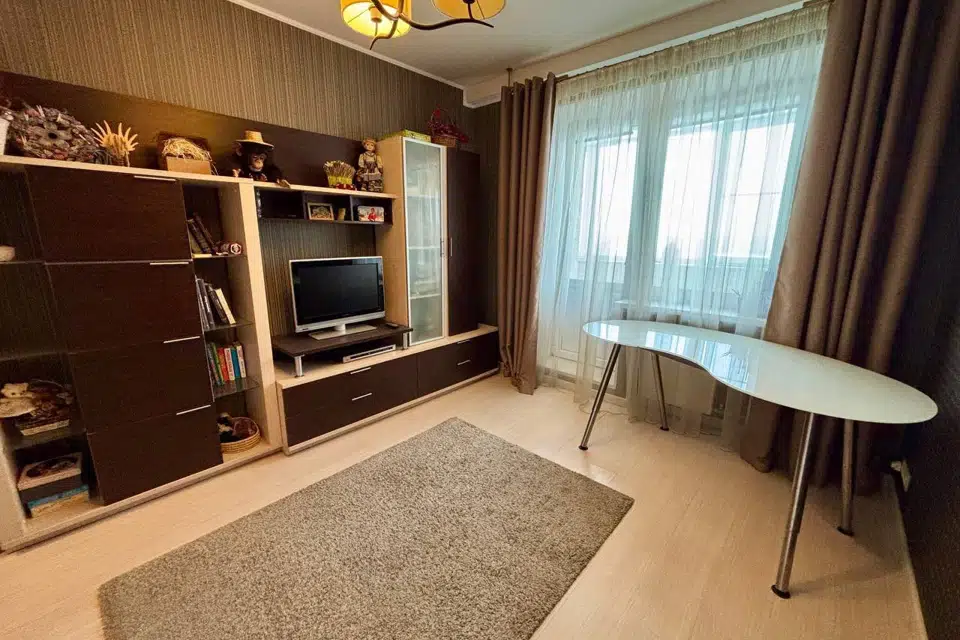 Продаётся 2-комнатная квартира, 63.7 м²