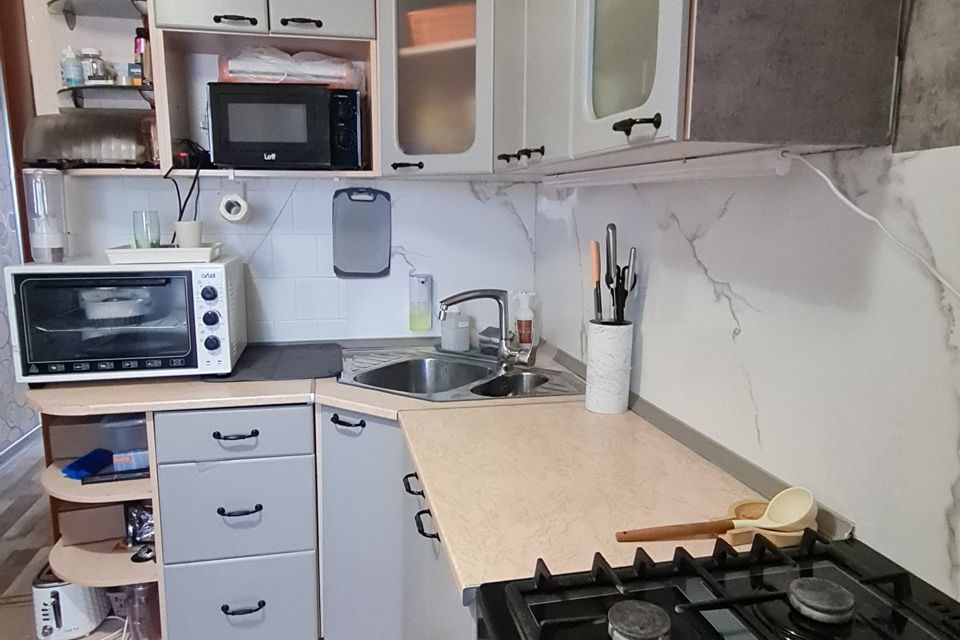 Продаётся 3-комнатная квартира, 61.3 м²