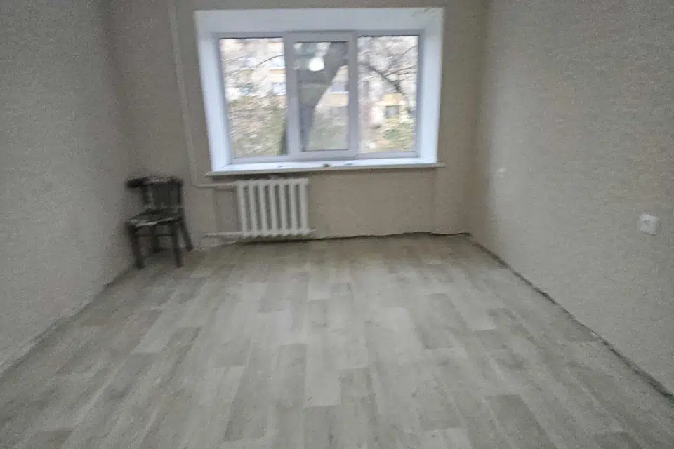 Продаётся 2 комнаты в 2-комн. квартире, 30.9 м²