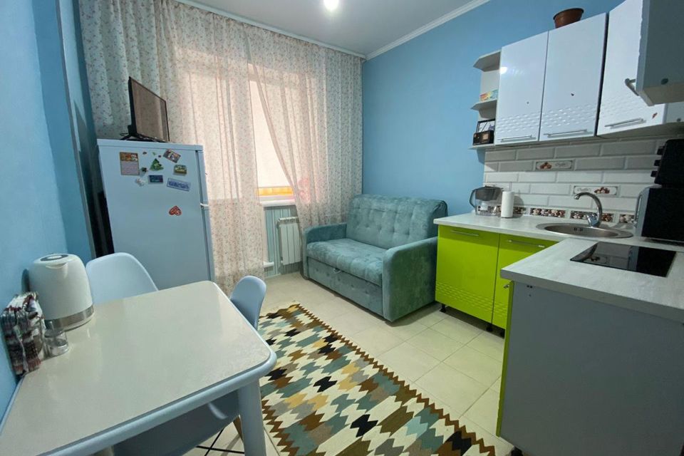 Продаётся 1-комнатная квартира, 38 м²