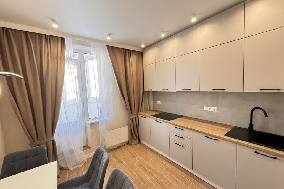 Продаётся 3-комнатная квартира, 70 м²