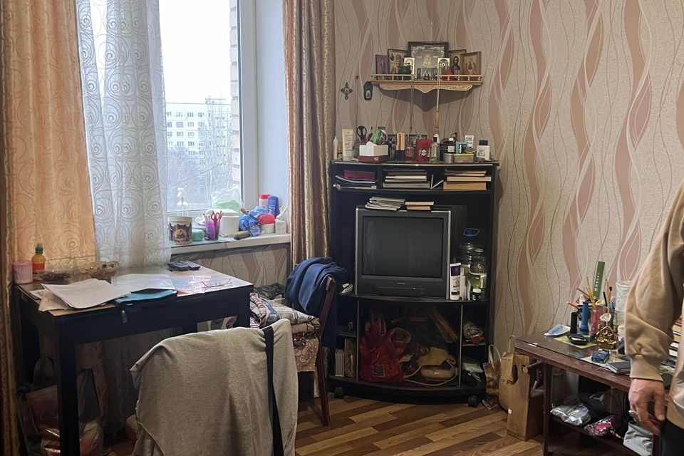 Продаётся комната в 2-комн. квартире, 30 м²