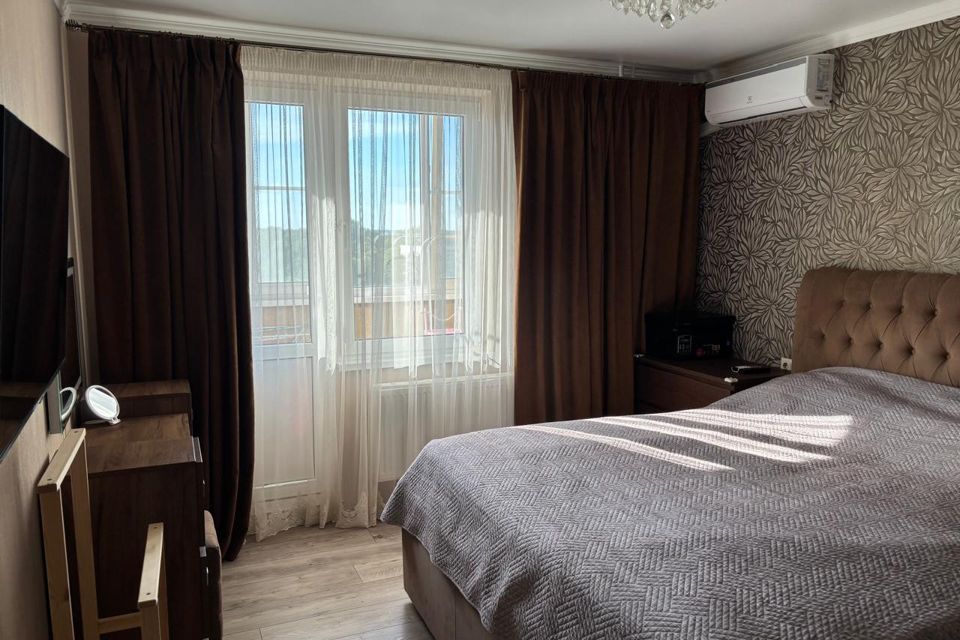 Продаётся 2-комнатная квартира, 65 м²