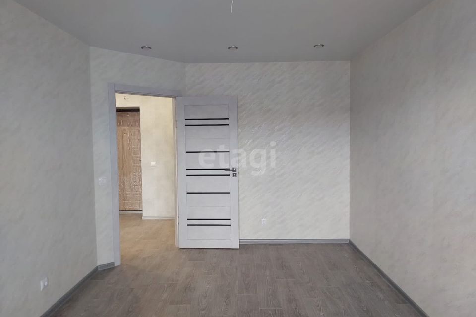 Продаётся 1-комнатная квартира, 39.9 м²