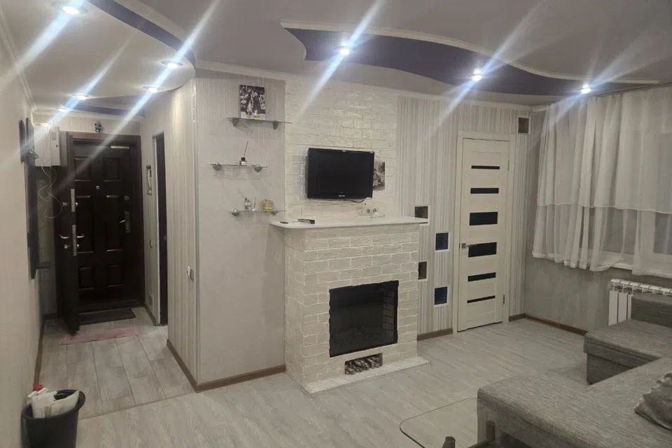 Продаётся 3-комнатная квартира, 48 м²