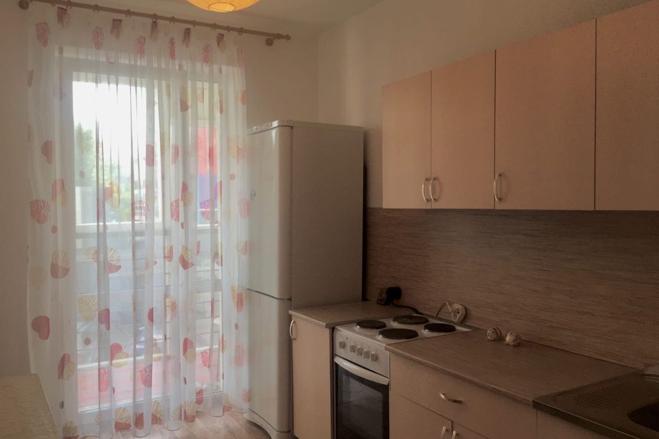 Сдаётся 1-комнатная квартира, 39 м²