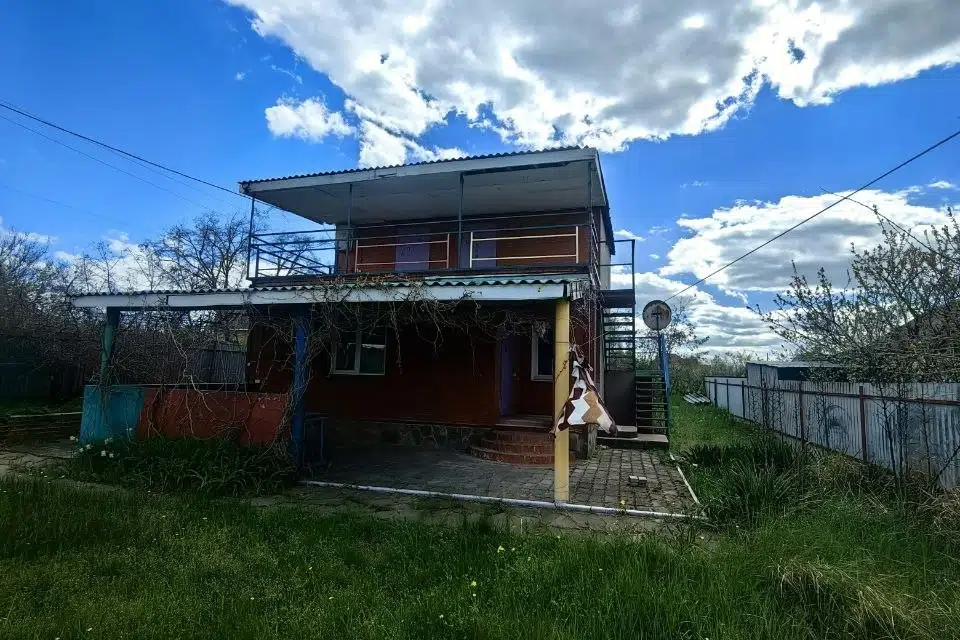 Продаётся 2-этажный дом, 109.5 м²