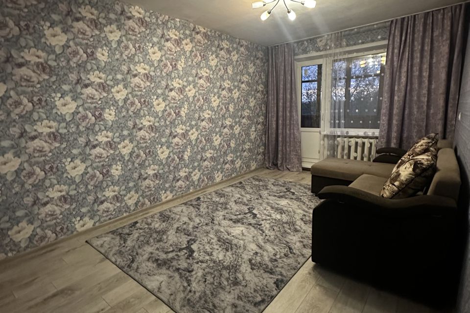 Продаётся 3-комнатная квартира, 61.5 м²