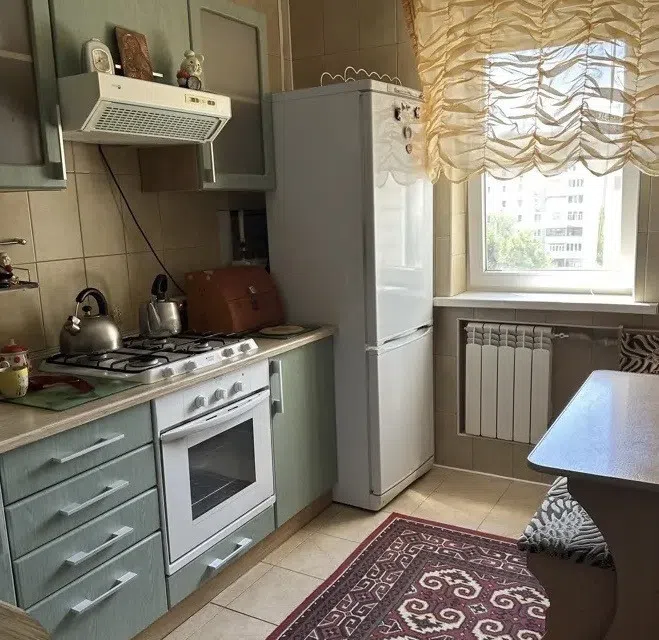 Продаётся 3-комнатная квартира, 72 м²