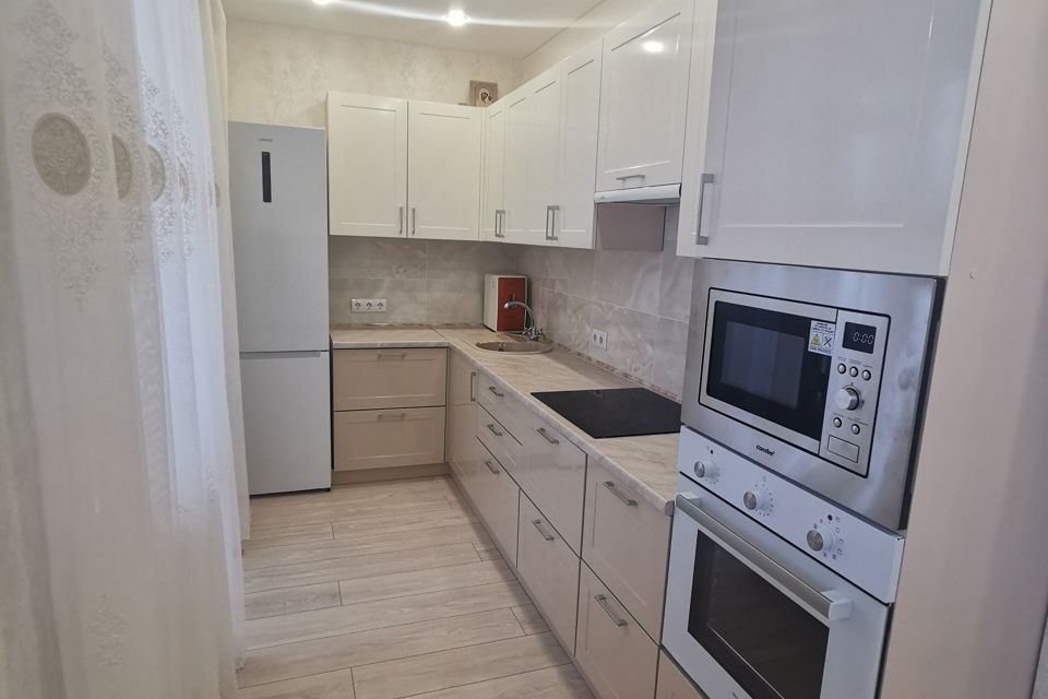 Сдаётся 2-комнатная квартира, 64 м²