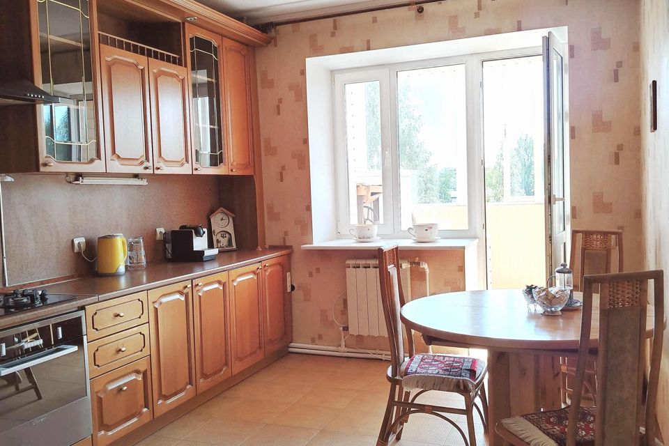 Продаётся 2-комнатная квартира, 65.7 м²