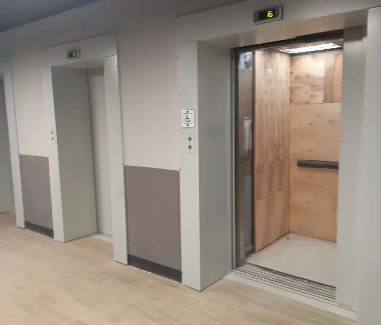 Продаётся 1-комнатная квартира, 43 м²