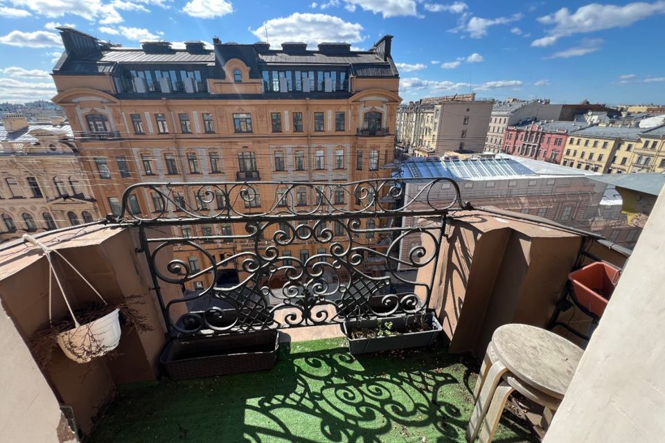 Продаётся комната в 5-комн. квартире, 21.2 м²