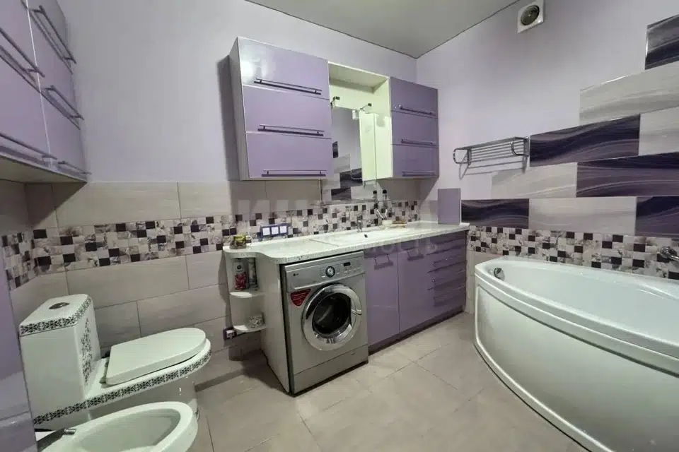 Продаётся 3-комнатная квартира, 91 м²