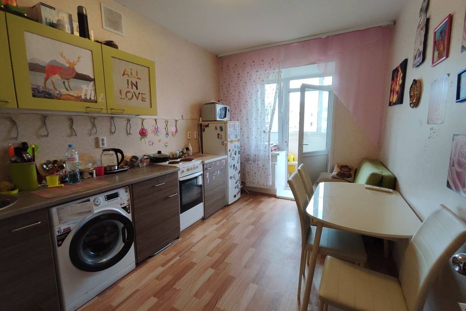 Продаётся 1-комнатная квартира, 40.8 м²