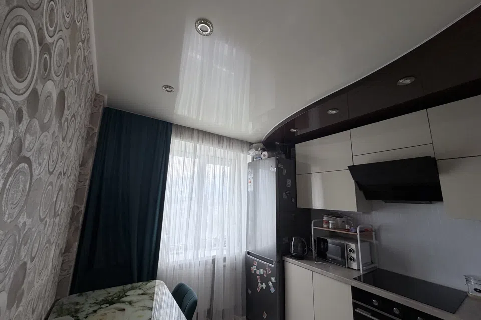 Продаётся 2-комнатная квартира, 55.9 м²