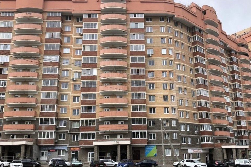 Продаётся 3-комнатная квартира, 105 м²