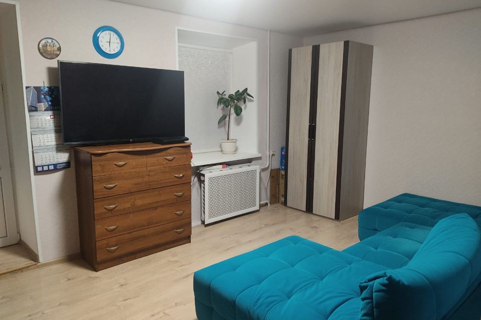 Продаётся 4-комнатная квартира, 98.1 м²