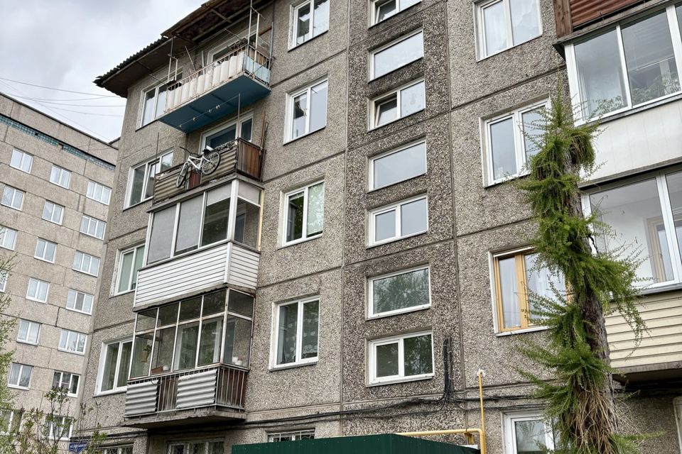 Продаётся 3-комнатная квартира, 62 м²