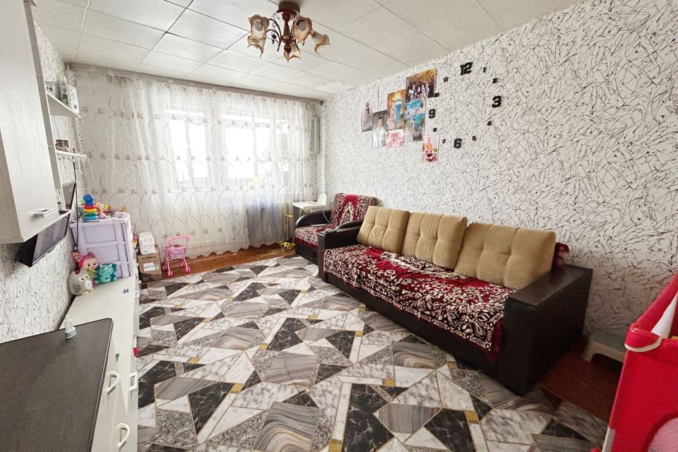 Продаётся 3-комнатная квартира, 59.3 м²
