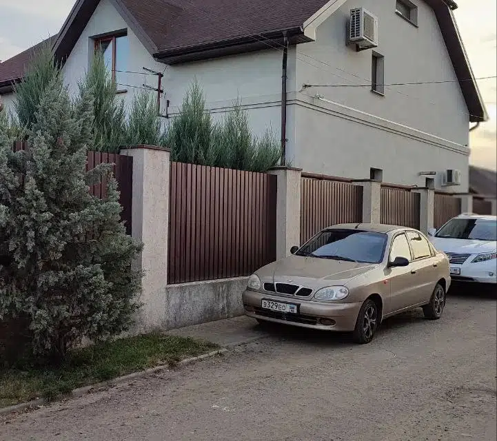 Продаётся 2-этажный дом, 231 м²