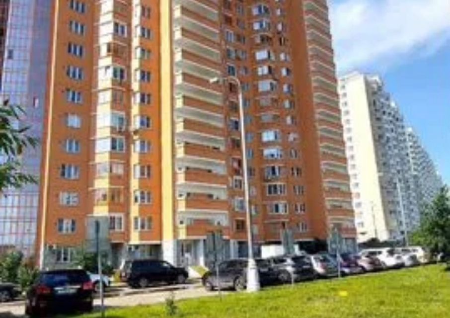 Продаётся 1-комнатная квартира, 38 м²