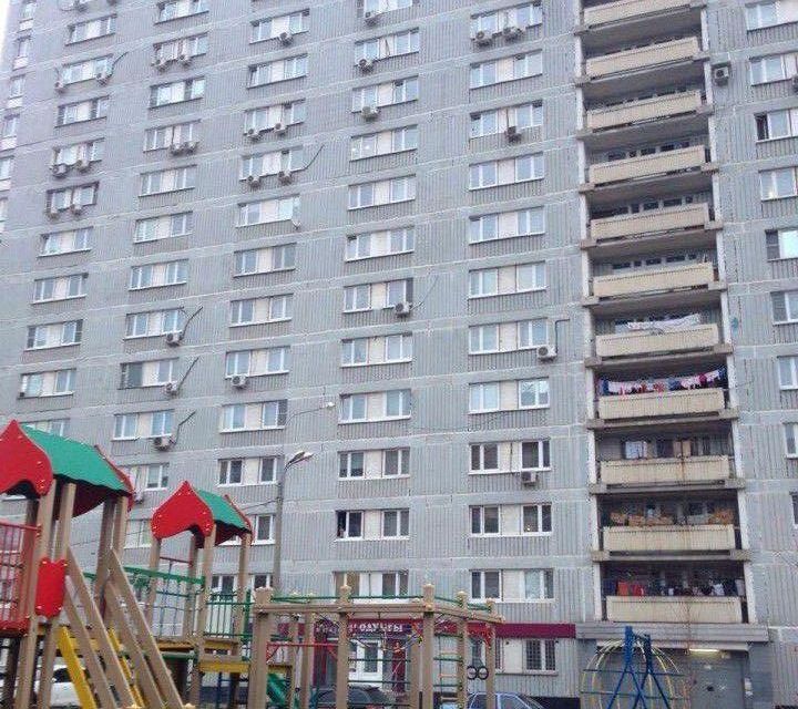 Продаётся комната в 2-комн. квартире, 12.6 м²