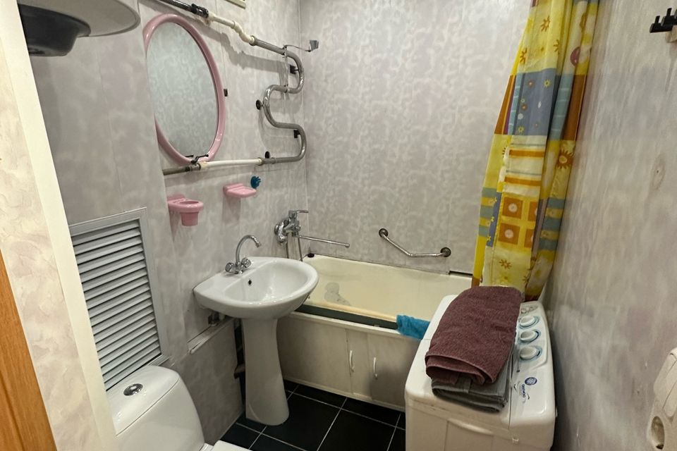 Продаётся 2-комнатная квартира, 43.4 м²