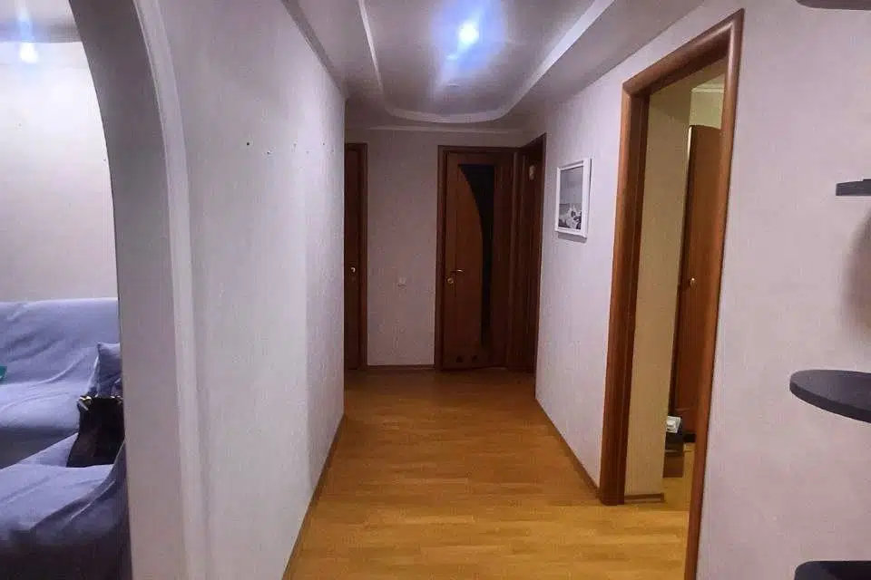 Продаётся 4-комнатная квартира, 88 м²