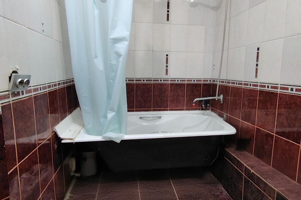 Продаётся 3-комнатная квартира, 57 м²