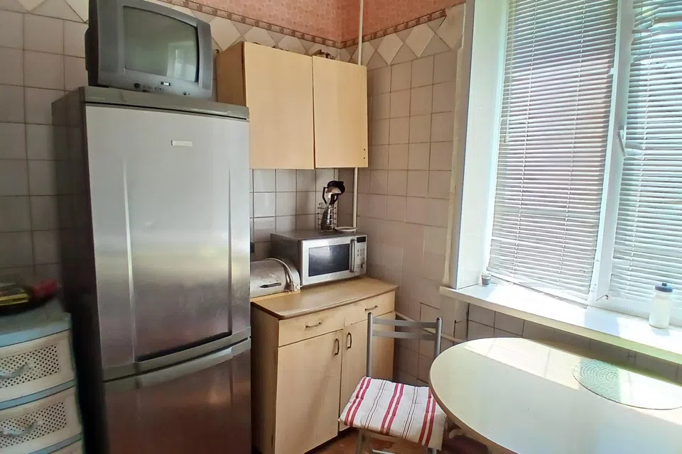 Продаётся 4-комнатная квартира, 67 м²