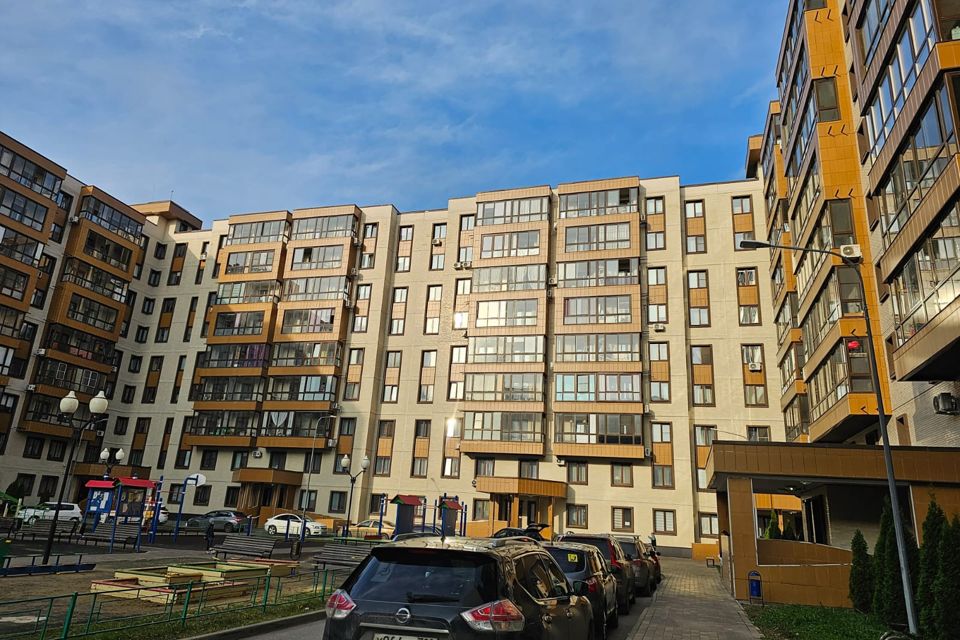 Продаётся 2-комнатная квартира, 60 м²