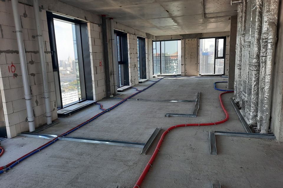 Продаётся 3-комнатная квартира, 114 м²