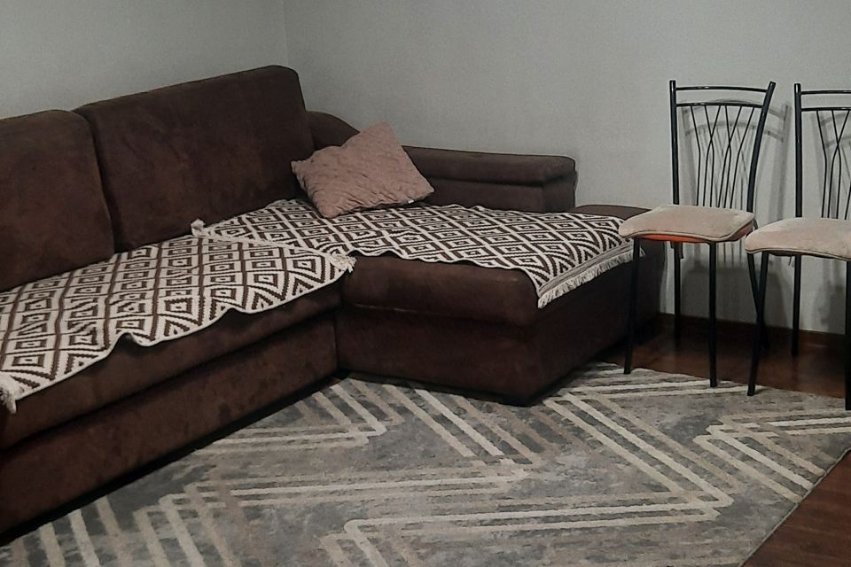 Продаётся 3-комнатная квартира, 113 м²