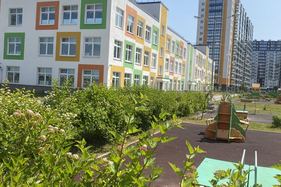 Продаётся 2-комнатная квартира, 54.4 м²