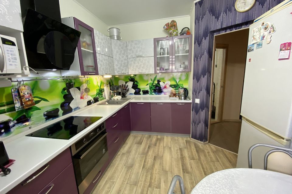 Продаётся 2-комнатная квартира, 55.7 м²