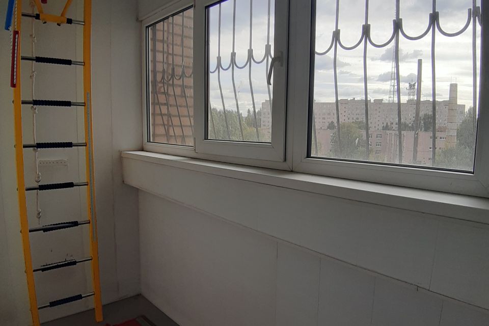 Продаётся 3-комнатная квартира, 104 м²
