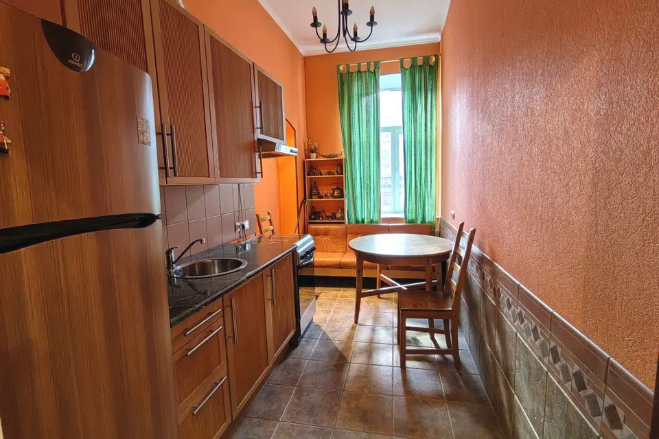 Продаётся 2-комнатная квартира, 57.6 м²