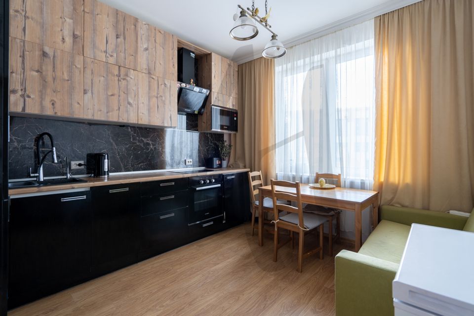 Продаётся 2-комнатная квартира, 58.3 м²