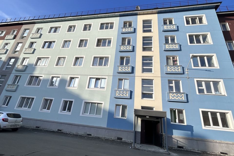 Продаётся 3-комнатная квартира, 54.5 м²