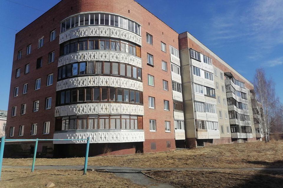 Продаётся 3-комнатная квартира, 63.9 м²