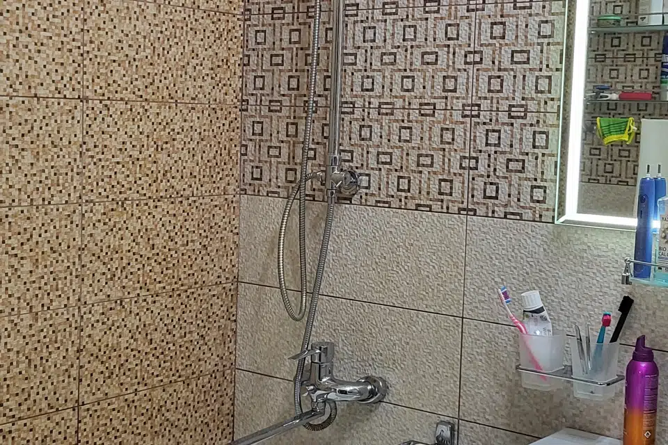 Продаётся 3-комнатная квартира, 71 м²