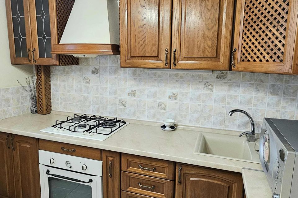 Продаётся 2-комнатная квартира, 57 м²