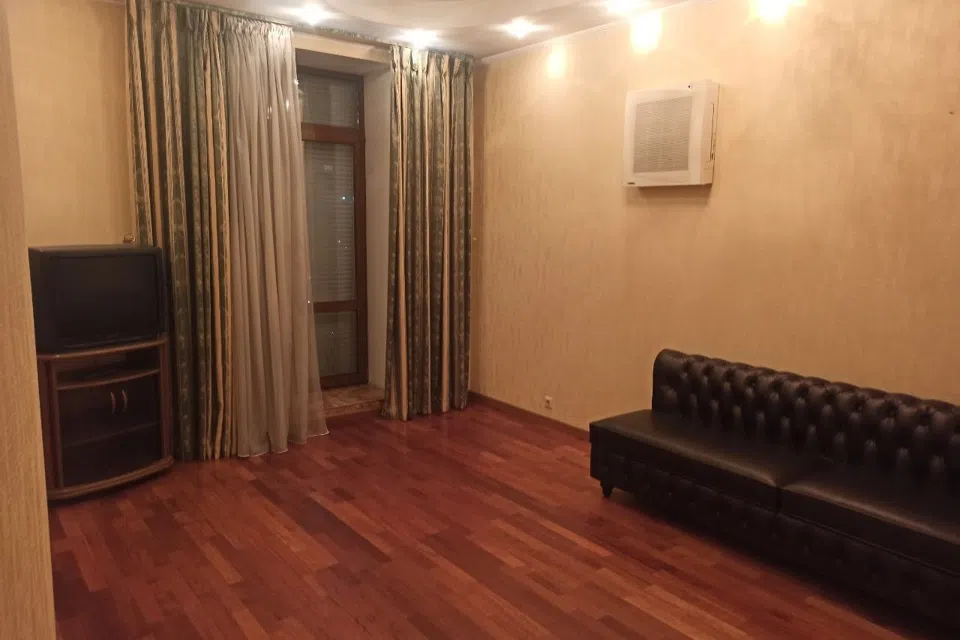 Продаётся 3-комнатная квартира, 87 м²