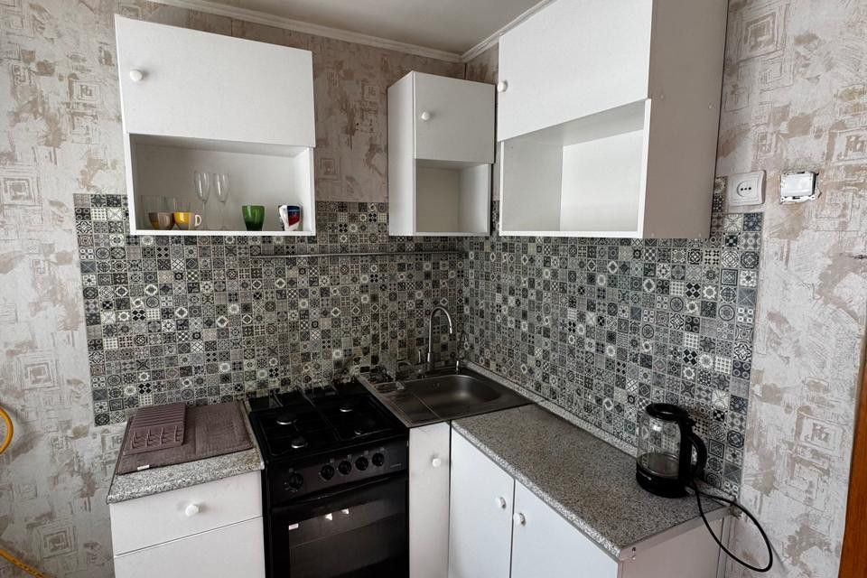 Продаётся 2-комнатная квартира, 42.4 м²