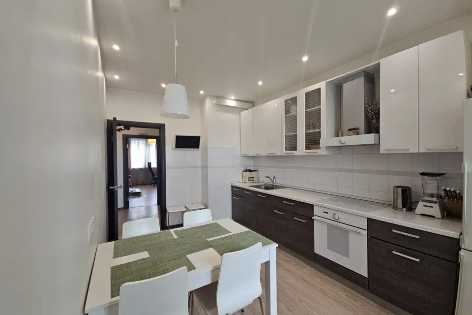 Продаётся 2-комнатная квартира, 73.1 м²