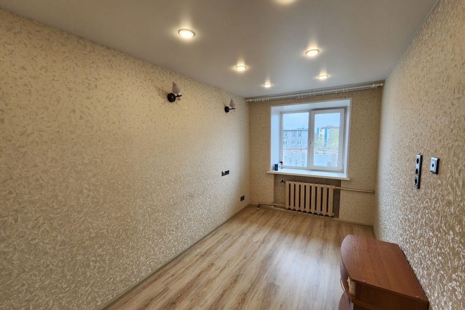 Продаётся 3-комнатная квартира, 55 м²