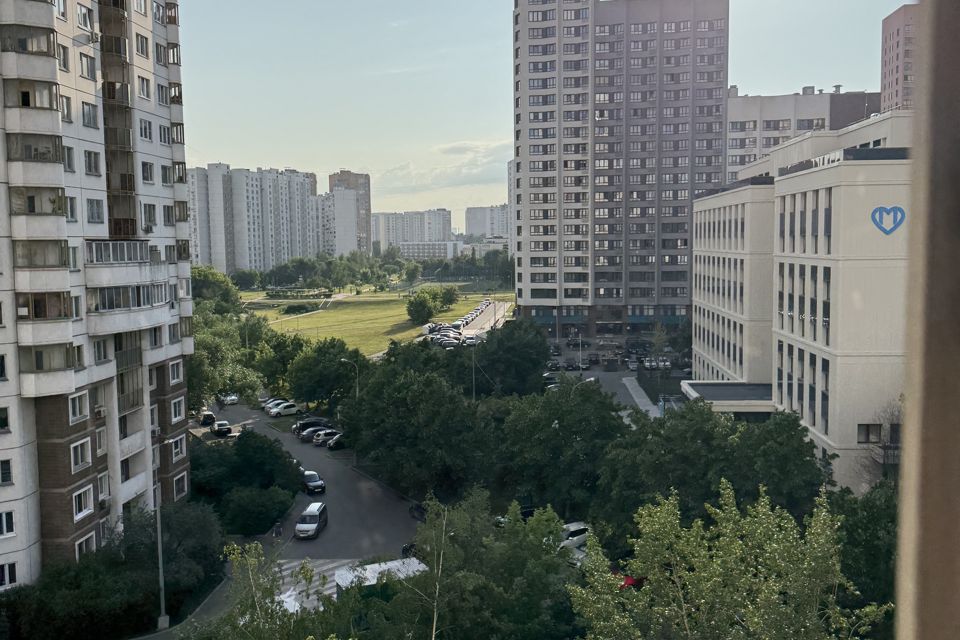 Продаётся 2-комнатная квартира, 55.6 м²